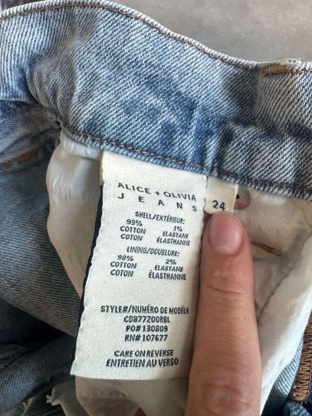alice + olivia Women's Weezy Full Length Jeans Size 24 - Picture 8 of 8